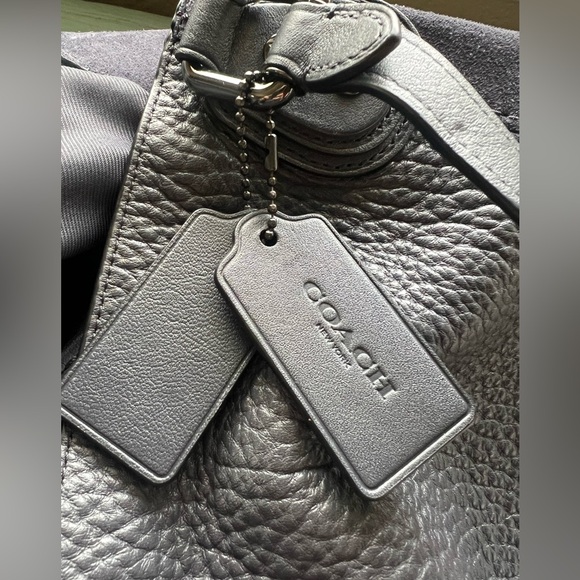 Coach Edie 42 Leather and Suede Shoulder Bag. - Picture 14 of 16